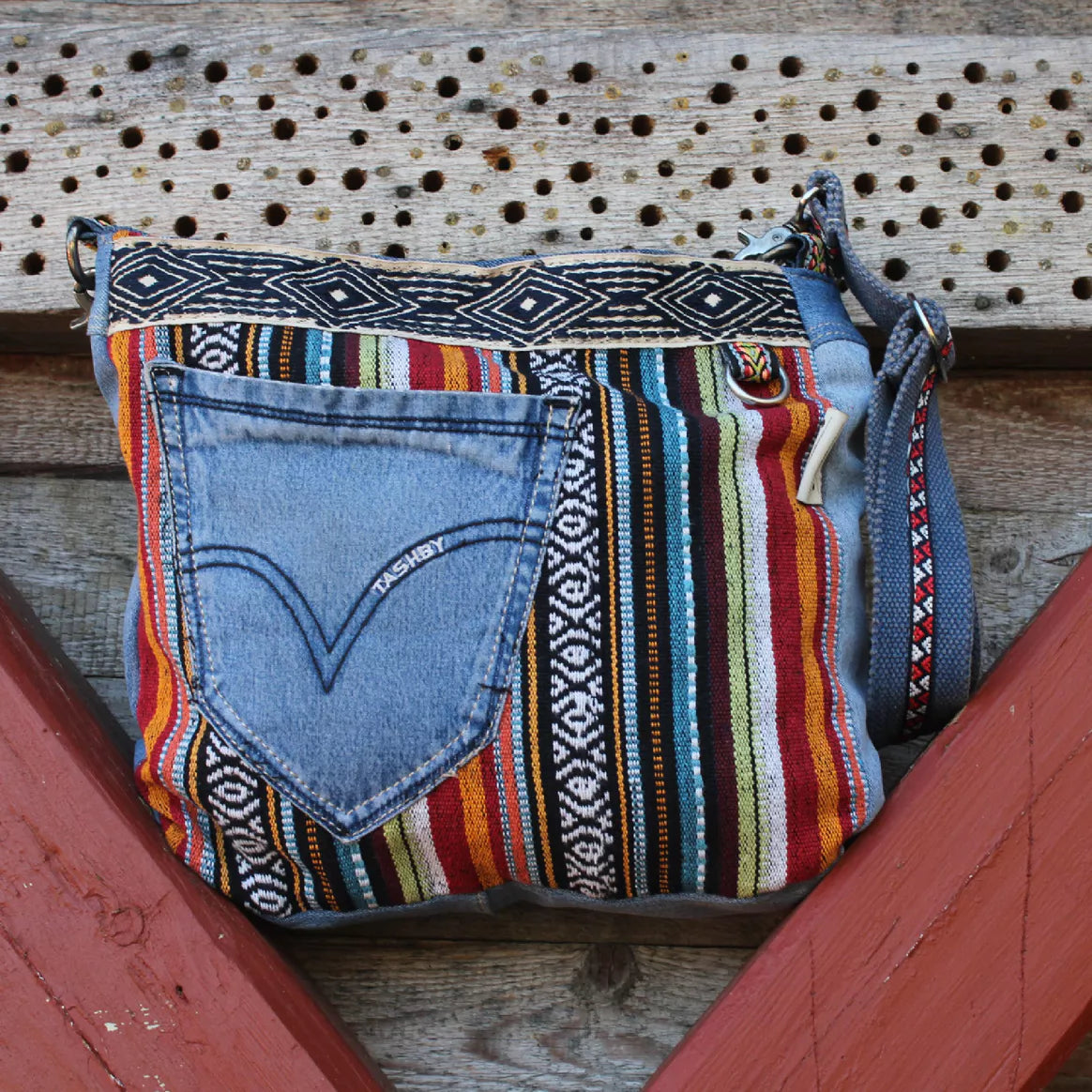 Sunsa Damen Umhängetasche aus recycelten Materialien Crossbody boho
