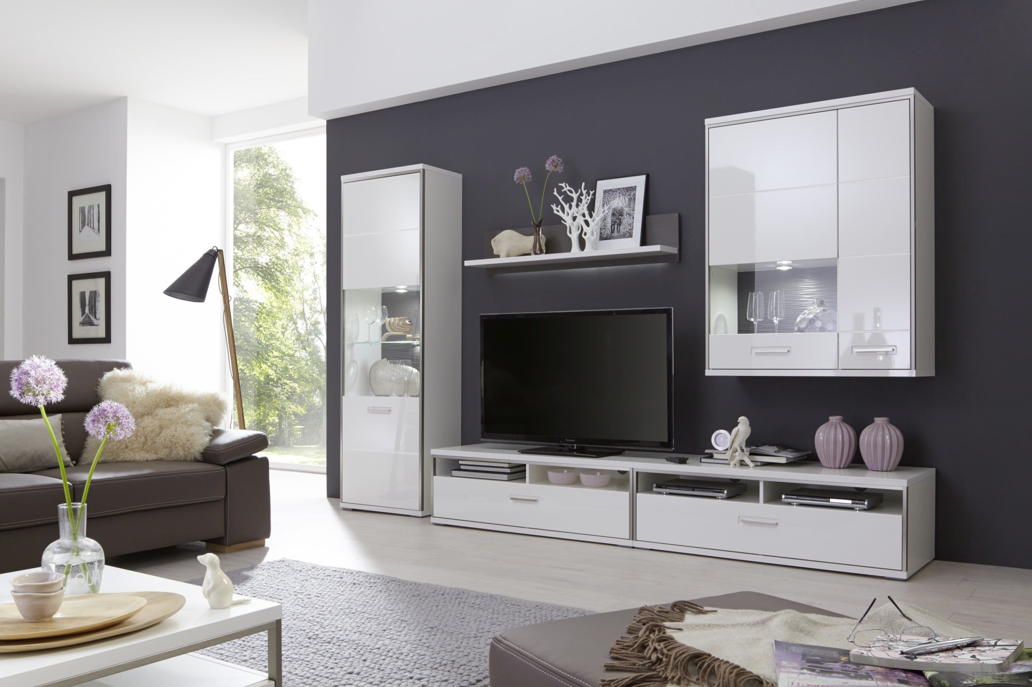 TRENTO Vitrine Links