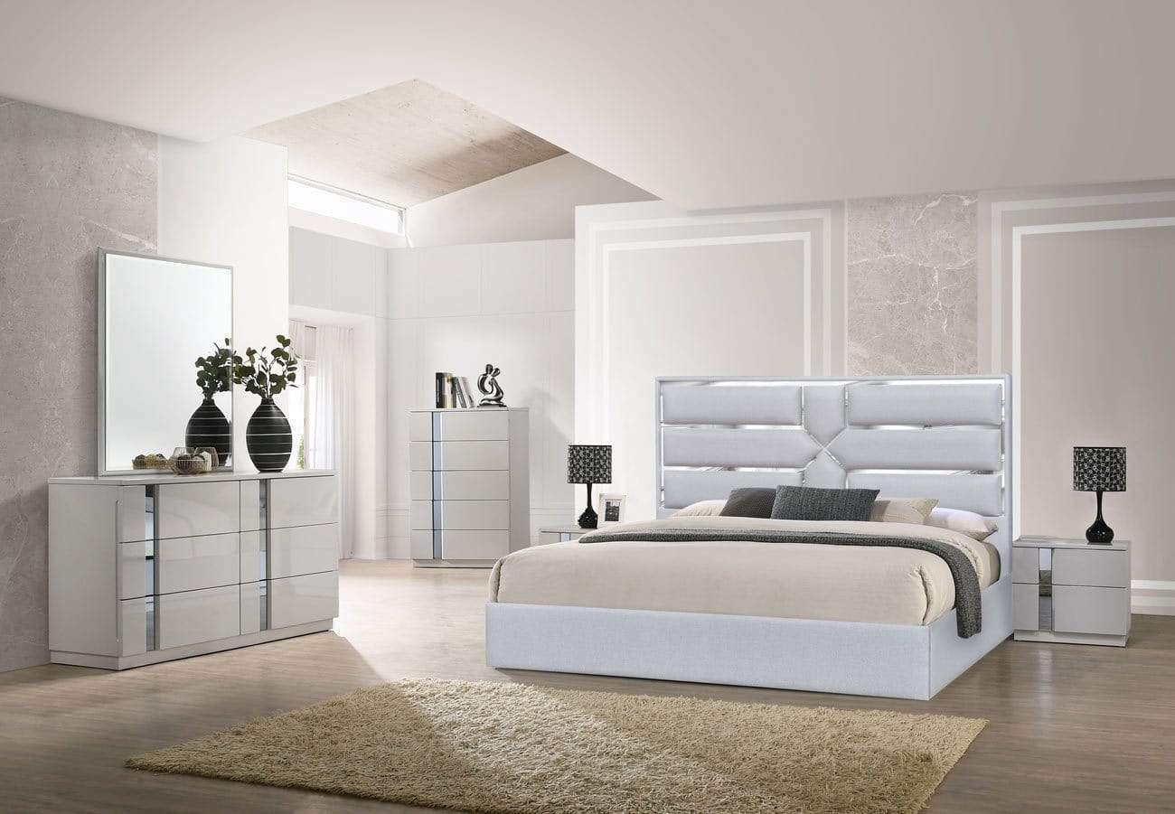 j-and-m-furniture-bed-da-vinci-bed-in-silver-grey-28150816178332.jpg