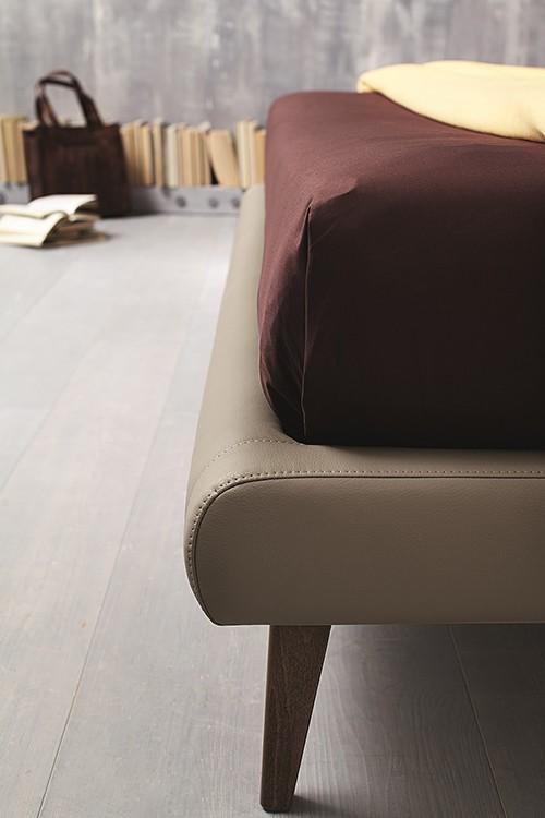 Premium Upholstered Bettrahmen